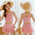 Set Costum de Baie pentru Fete, Doua Piese, Model in Carouri Alb-Roz, Top cu Bretele Late si Snur Decorativ Frontal, Fus
