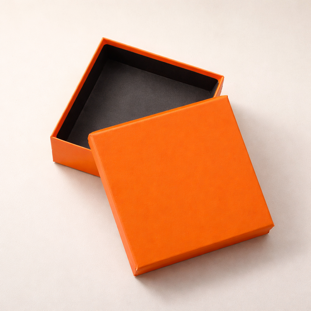 Cutie Cadou Premium, Cutie Rigida Eleganta cu Capac Detasabil, Finisaj Portocaliu Modern si Interior Negru, Ideala pentr