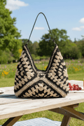 Geanta Crosetata pentru Femei Model Vintage Boho Chic de Umar