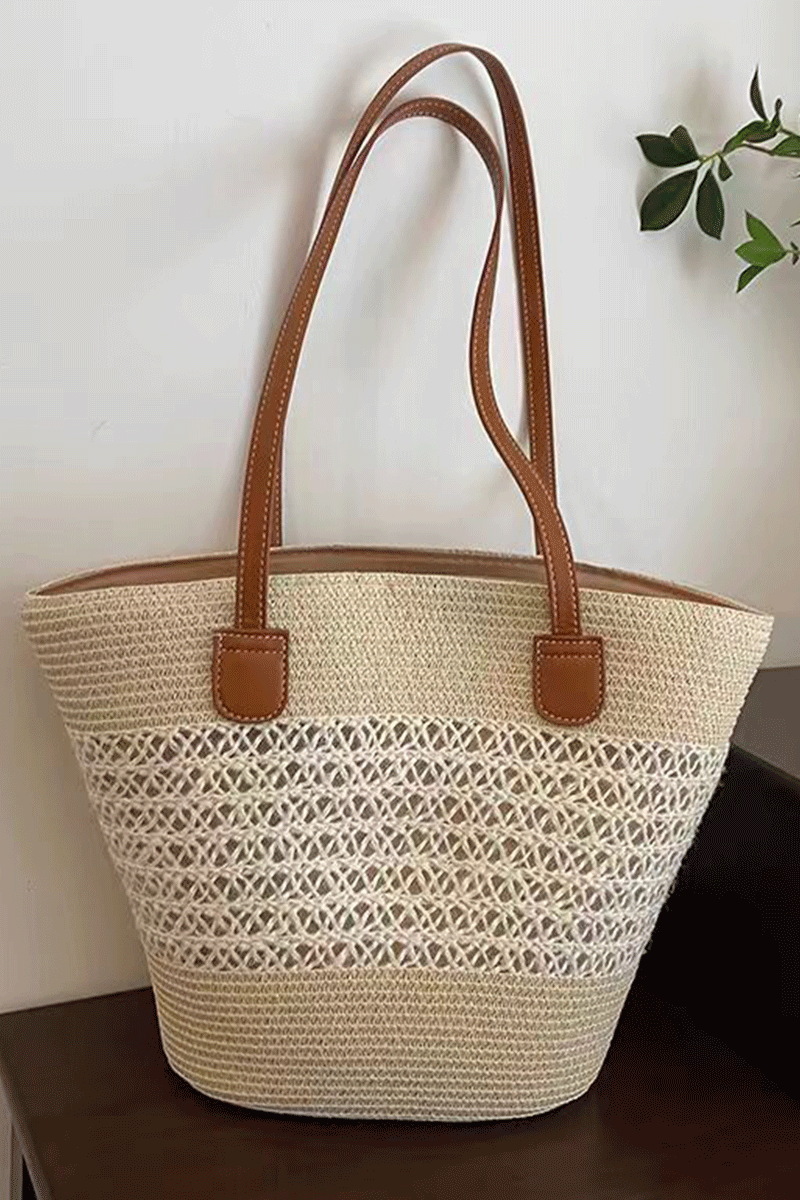Genti Plaja cu Model