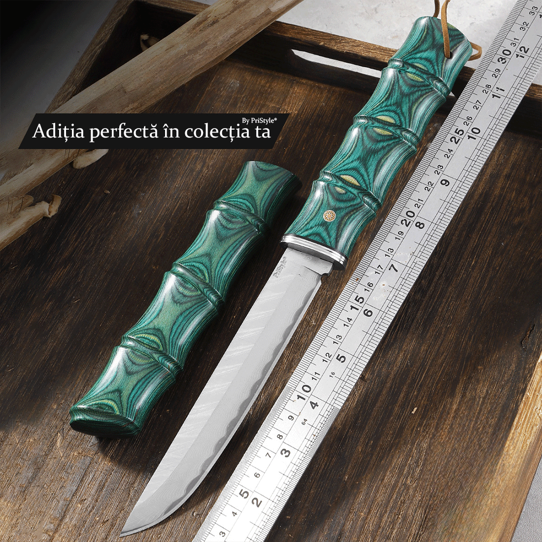 Cutit Decorativ HandMade "Aqua Dragon", cu Lama tip Damasc din Otel Forjat, Maner din lemn de Bambus, cu Teaca, Piesa de