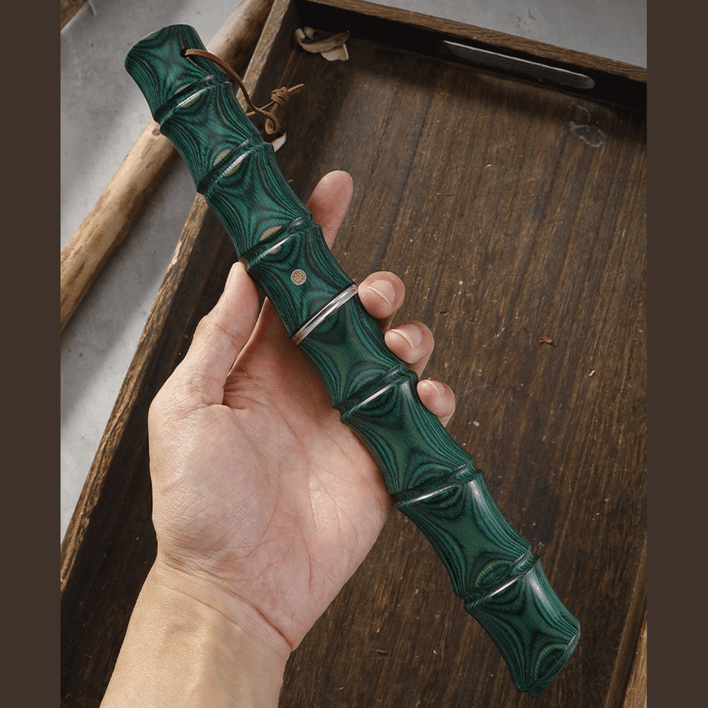 Cutit Decorativ HandMade "Aqua Dragon", cu Lama tip Damasc din Otel Forjat, Maner din lemn de Bambus, cu Teaca, Piesa de