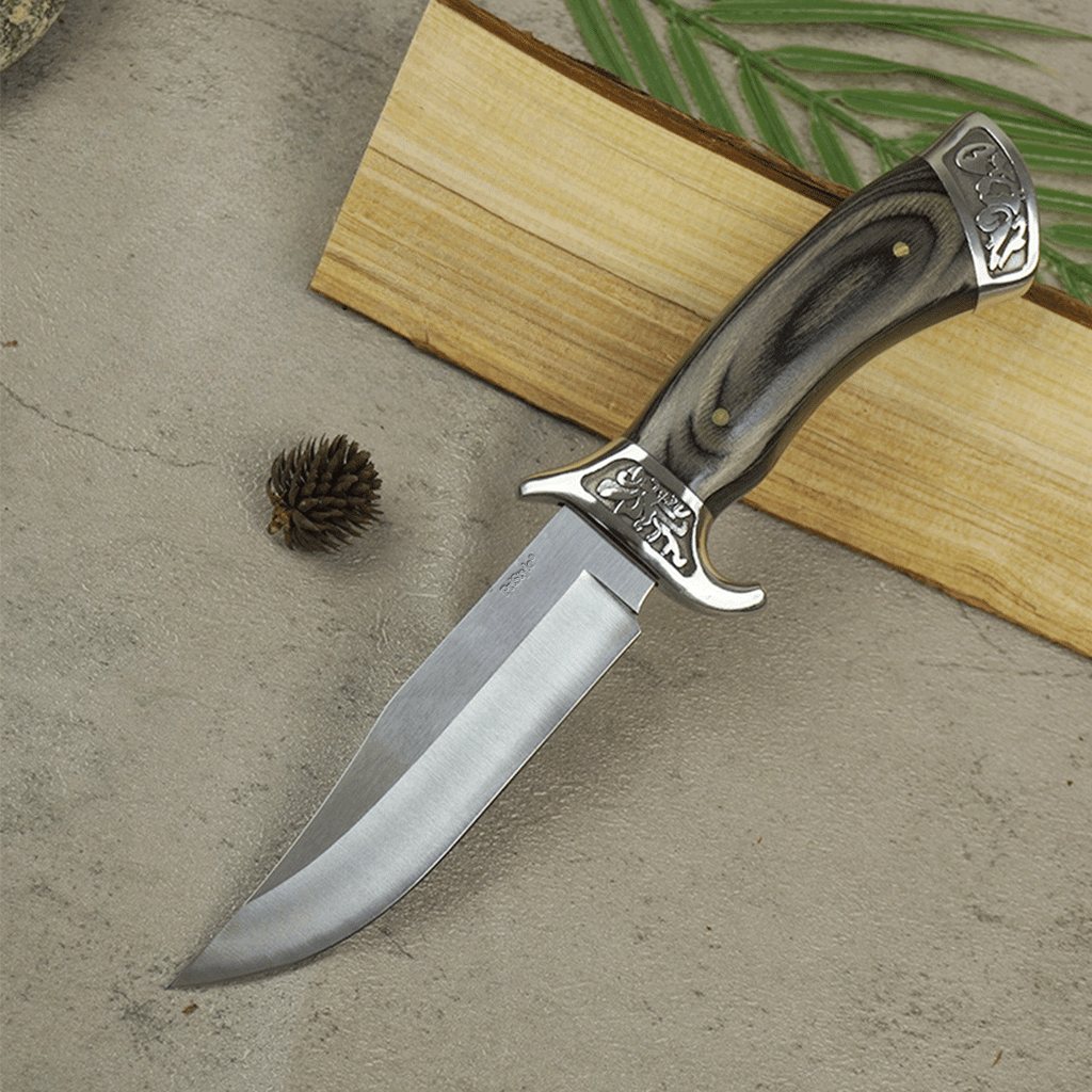 Cutit Camping sau Vanatoare, 'Bizonul', cu Maner din Lemn de Fag Natural si Detalii Metalice Sculptate, 24 cm, PriStyle®