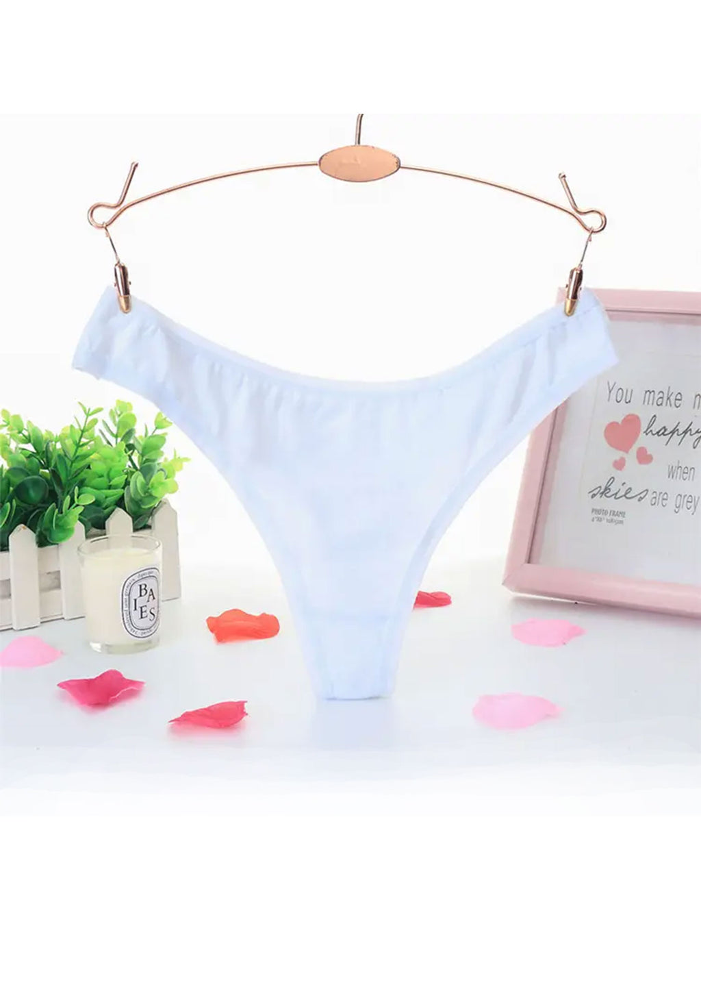 Chiloti de dama Premium tip Tanga, Satinati, Respirabili si Sexy, Fara Cusatura