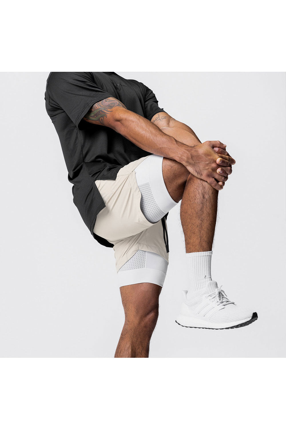 Pantaloni Scurti in Doua Straturi, Elastici si Respirabili, pentru Sala, Fitness sau Sport, Cu 3 Buzunare, Loc de Telefo