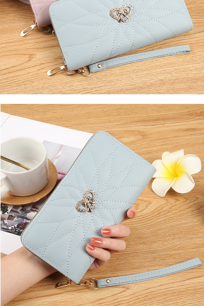 Portofel de Dama cu 16 Locuri de Card, Bancnote si Telefon, inchidere cu Fermoar, cu Insertie Eleganta de Inimioara si F