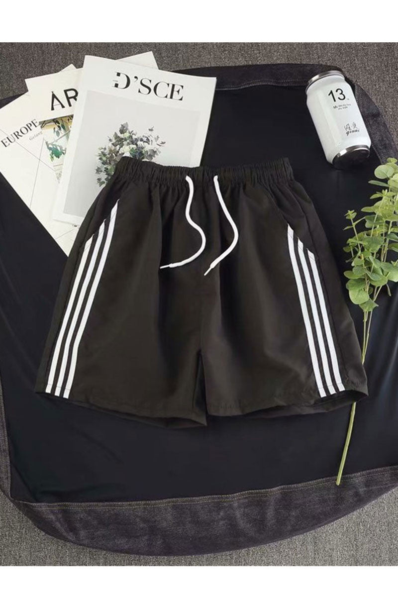 Set Pantaloni Scurti si Tricou