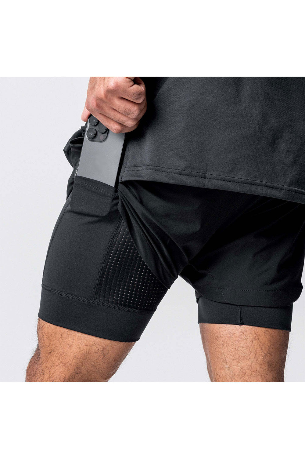 Pantaloni Scurti in Doua Straturi, Elastici si Respirabili, pentru Sala, Fitness sau Sport, Cu 3 Buzunare, Loc de Telefo