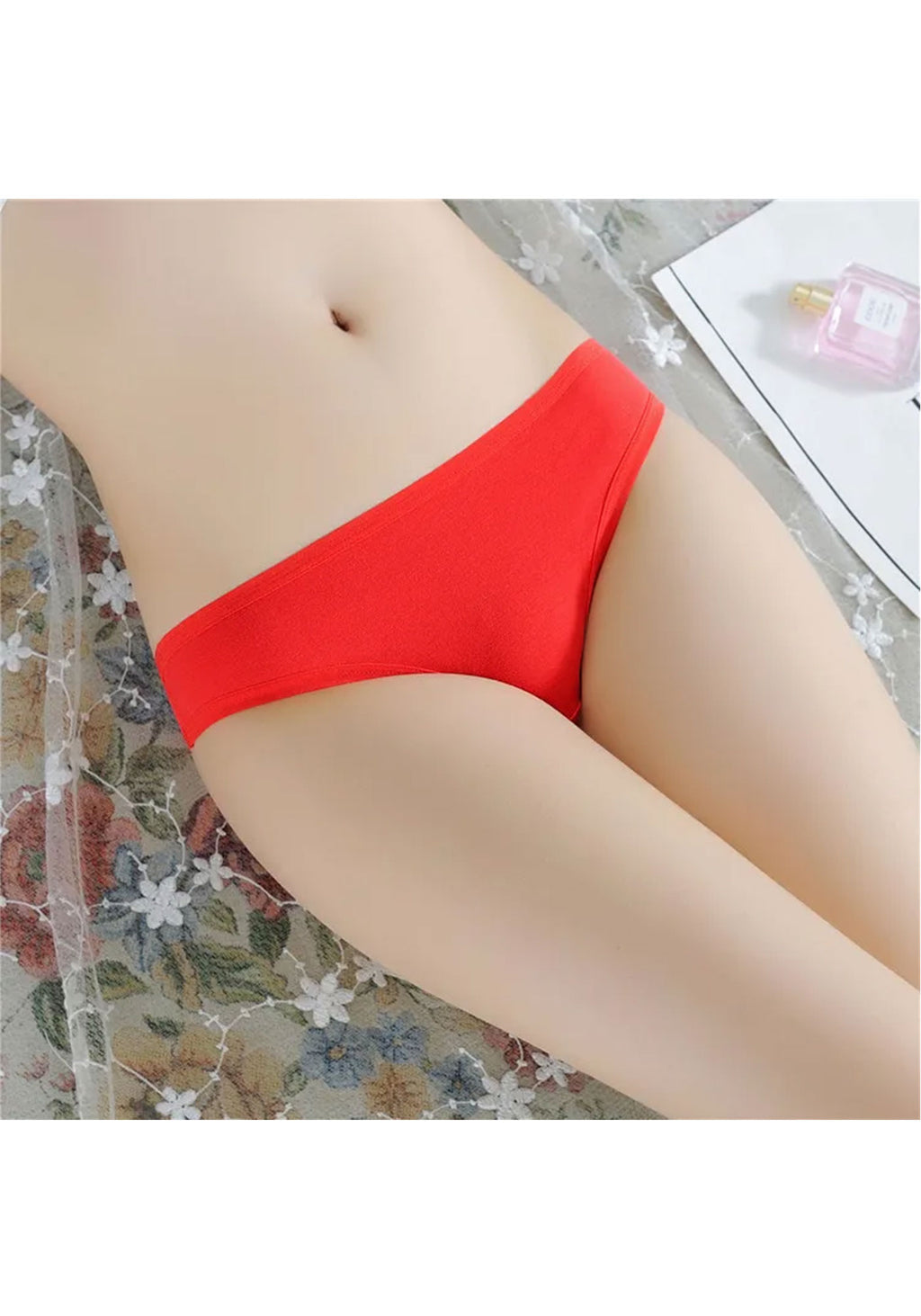 Chiloti Tanga Dama, Elastici, Marime Universala Compatibil S, M, L, 30-45 cm