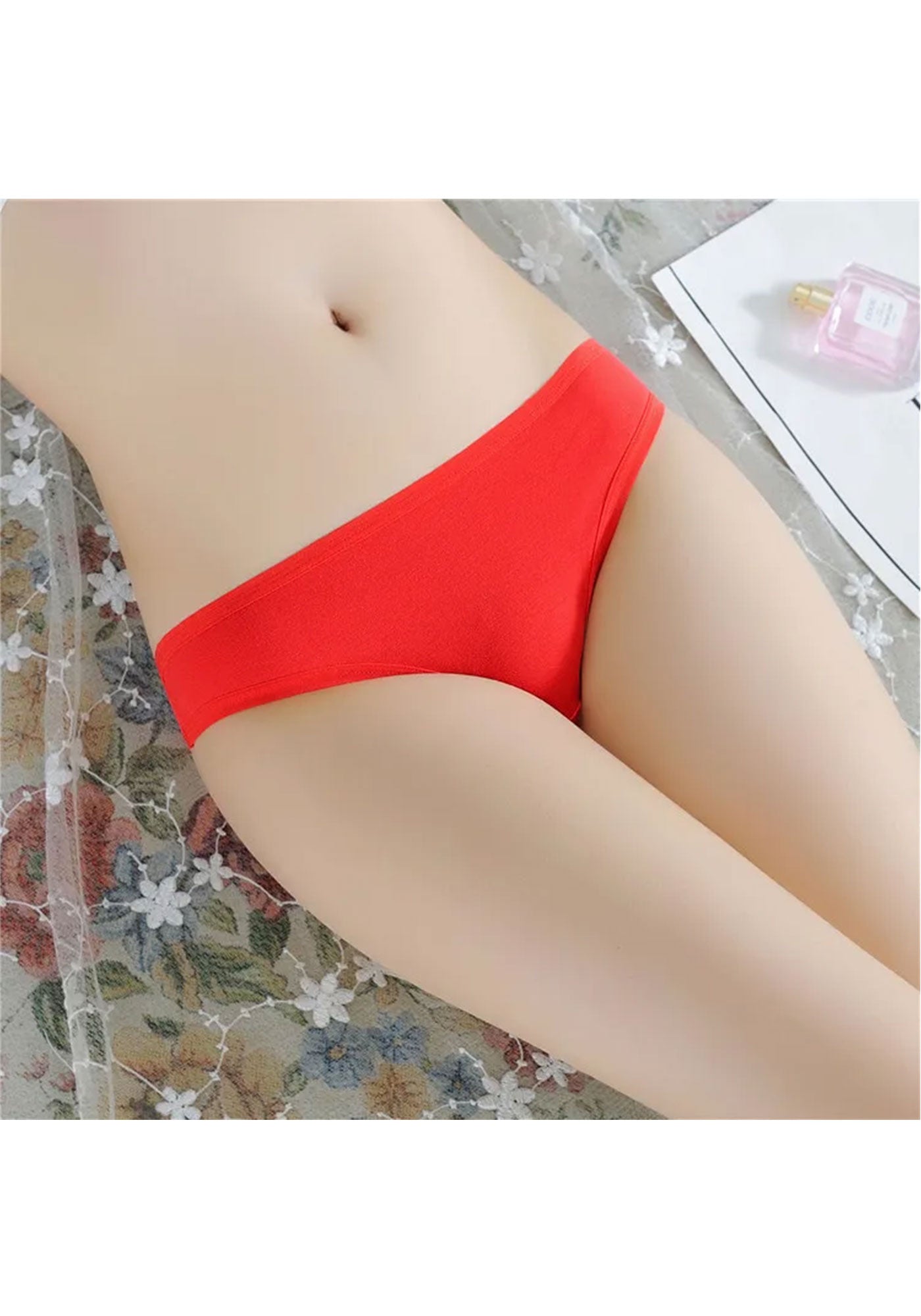 Chiloti Tanga Dama, Elastici, Marime Universala Compatibil S, M, L, 30-45 cm